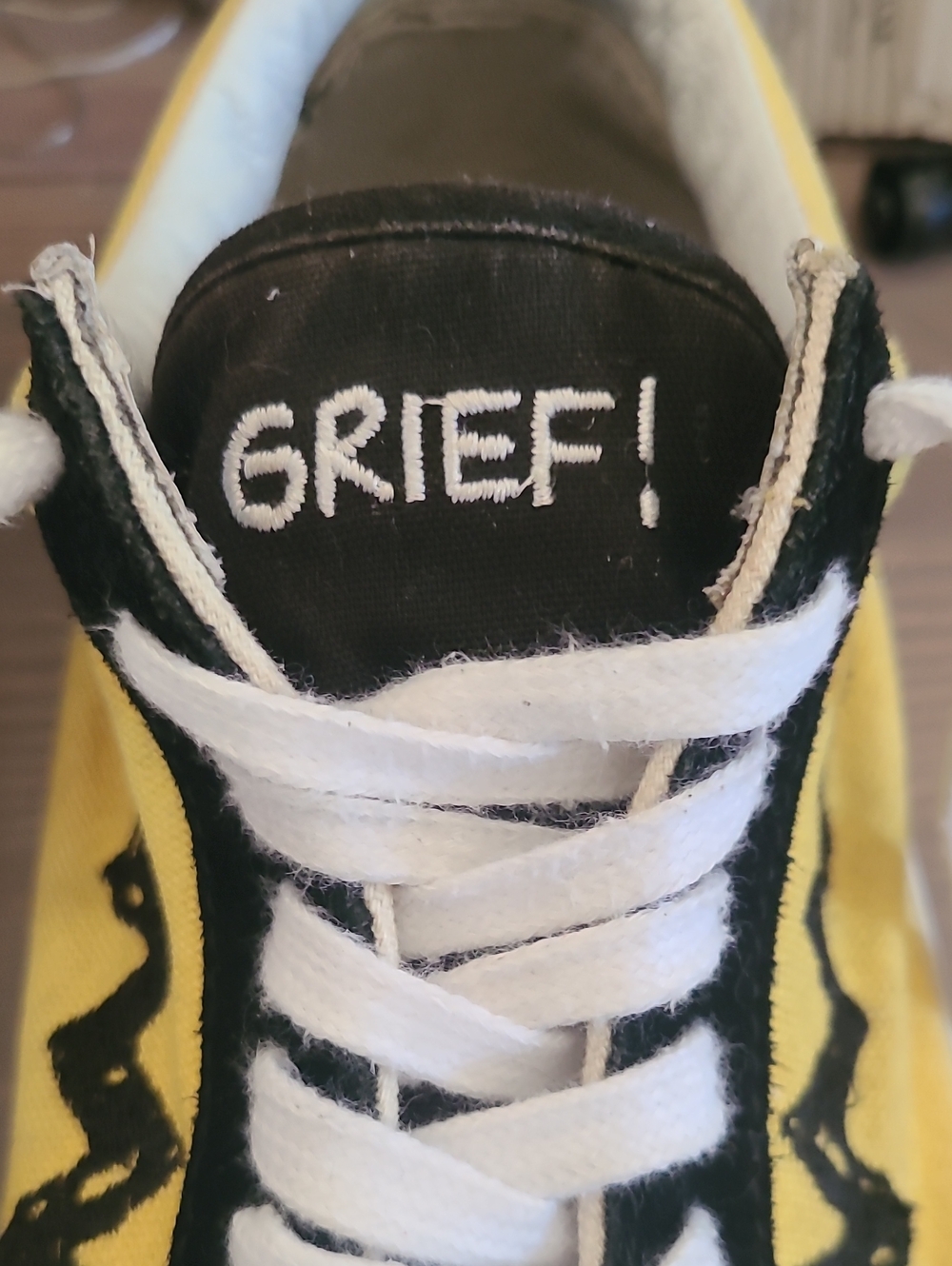 Vans Peanuts Good Grief Old Skool Sneakers Size 10.5 - Picture 7 of 16